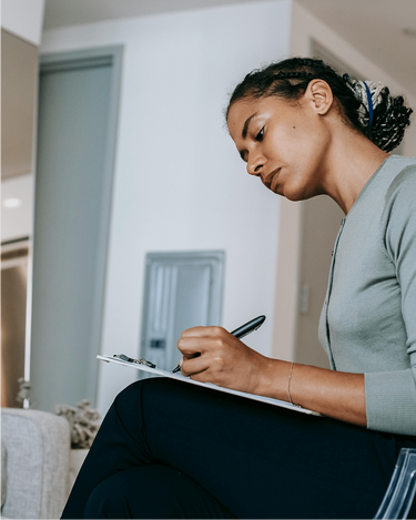 UK-based Virtual Legal Assistant working remotely to support a legal practice