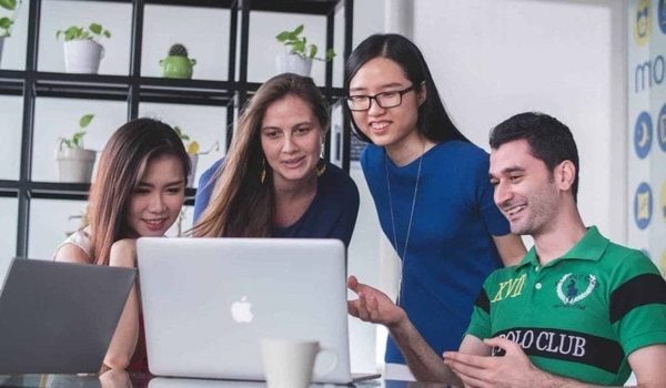 5 Ways To Create A Virtual Team Culture cover