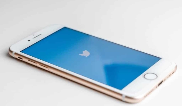 A Guide on Getting to Grips with Twitter cover