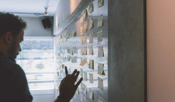 6 Ways A Virtual Assistant Is Invaluable To Your New Start-Up cover