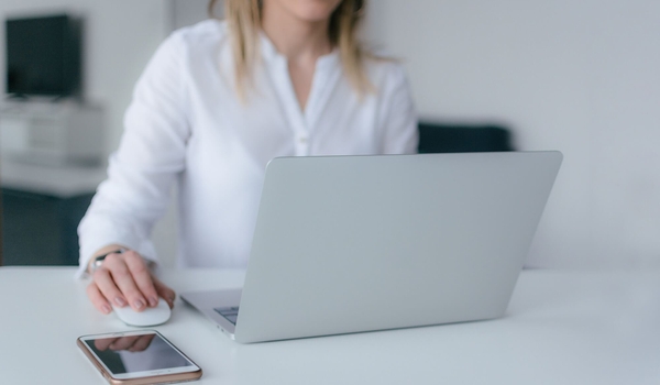 What Is A Virtual Assistant? cover