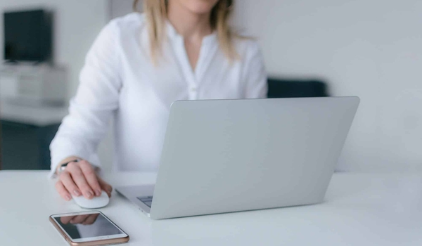 What Is A Virtual Assistant? cover